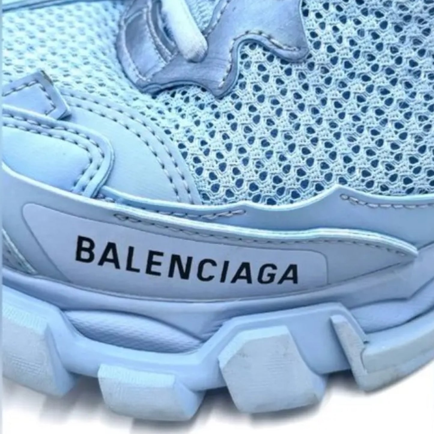 Balenciaga Track Sneakers – Azzurro e Nero