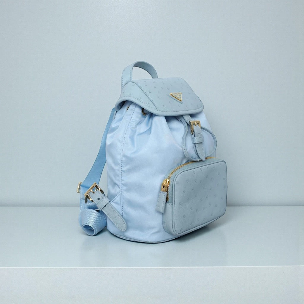 Prada zainetto in nylon azzurro con dettagli in pelle