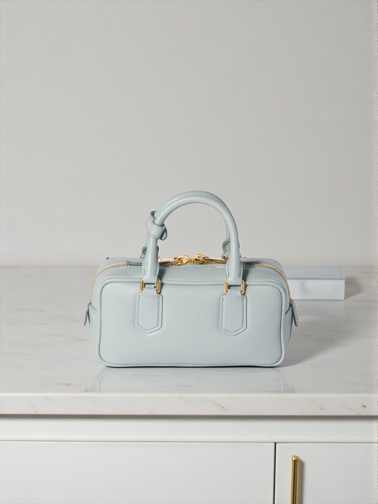 Miu Miu Borsa Arcadie Regular Ghiaccio