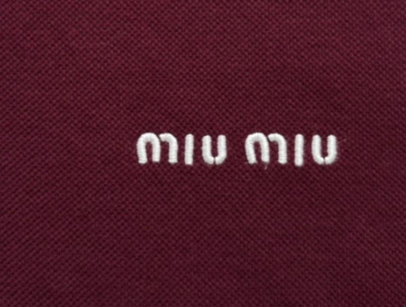 Miu Miu Polo in Cotone Bordeaux con Colletto Bianco